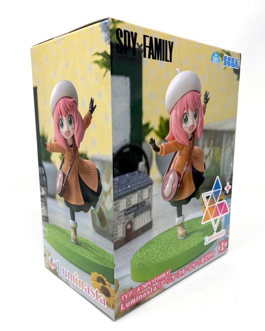 Luminasta Spy x Family Anya Forger Figure (Outing Ver.)