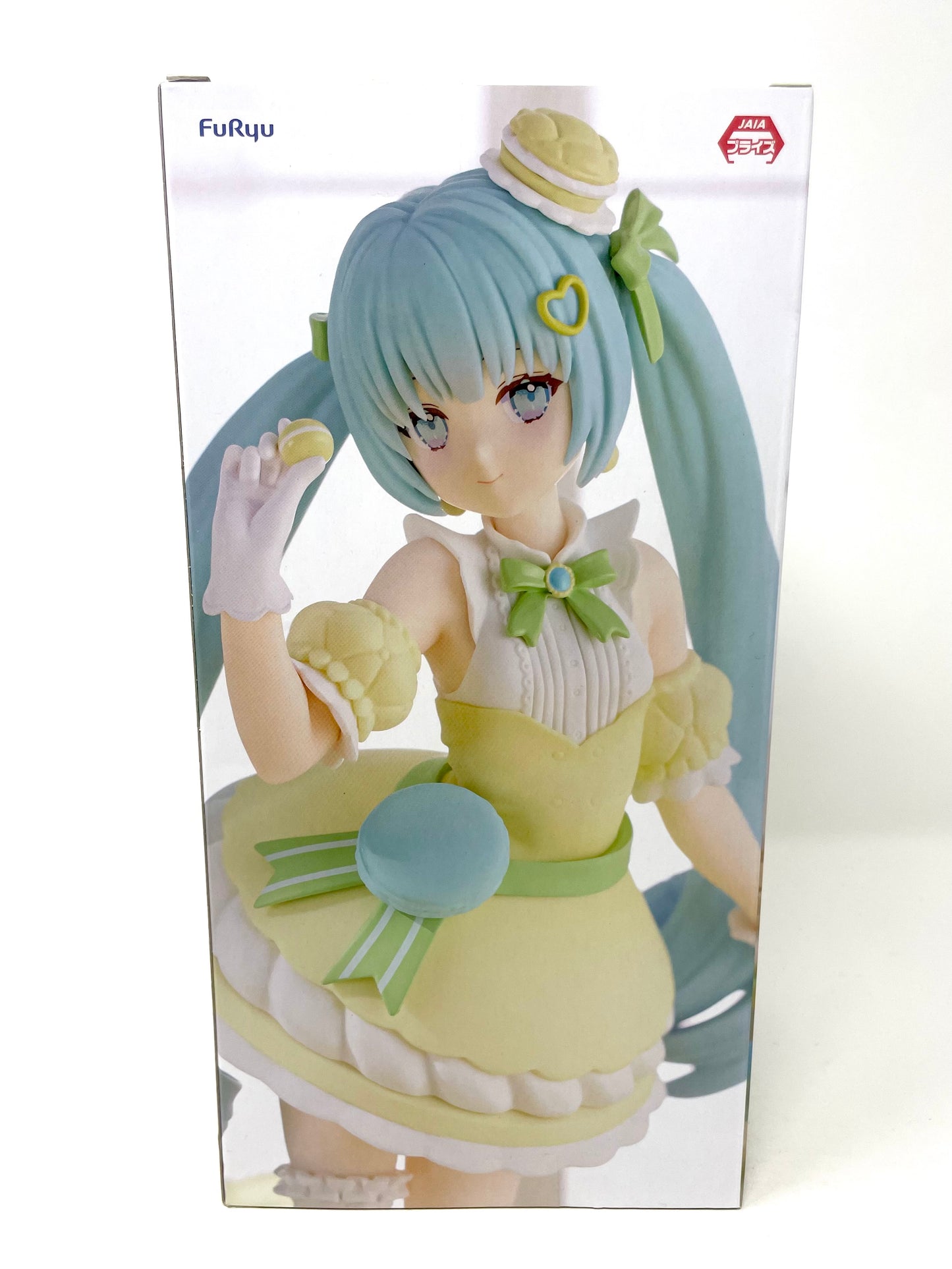 FuRyu - Exceed Creative SweetsSweets Hatsune Miku Figure (Citron Macaron Ver.)