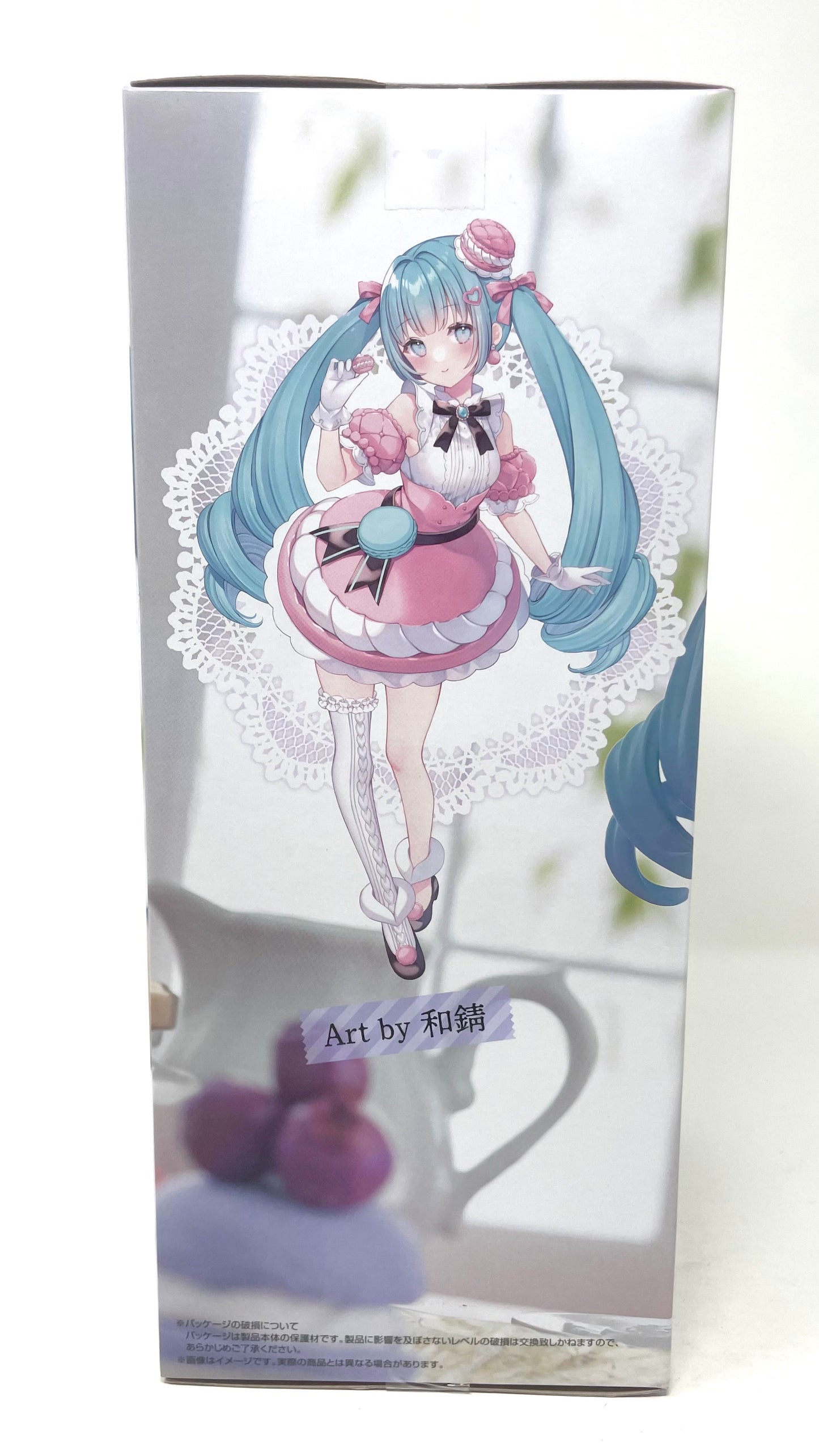 FuRyu - Exceed Creative SweetsSweets Hatsune Miku Figure (Macaron Ver.)