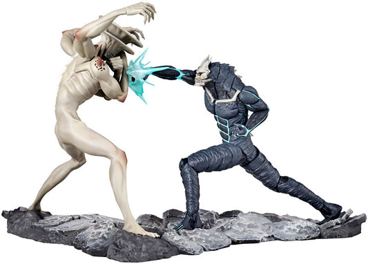 Kaiju No. 8 vs. Kaiju No. 9 1/18 Scale Figure [Kaiju No. 8]