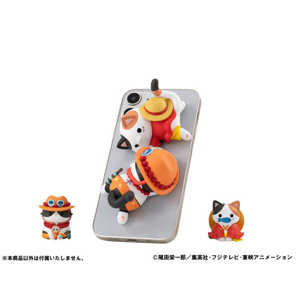 MEGA CAT PROJECT ONE PIECE Oyasumi Nyan Piece Nya-n! Petari! Blind Box