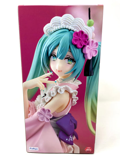 FuRyu - SweetSweets Exceed Creative Hatsune Miku Figure [Sakura Parfait Ver.]