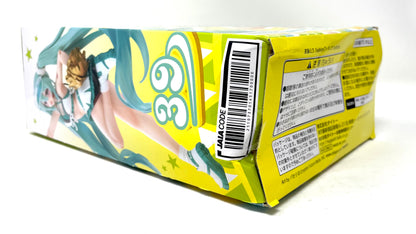 [BOX DAMAGE] Taito Hatsune Miku Fashion Series (Uniform ver.) Figure